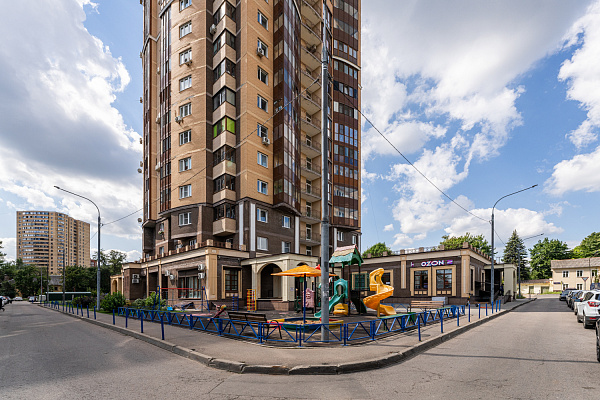 Химки, ул. Академика Грушина, д. 8