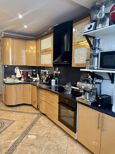 ул. Госпитальная, д. 8