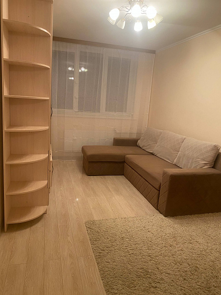 Химки, мкр-н Сходня, ул. Папанина, д. 8