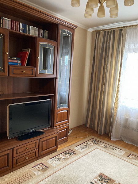 Москва, ул. Дубнинская, д. 30, корп. 1