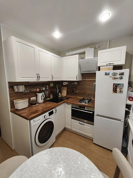 ул. Академика Лаврентьева, д. 25