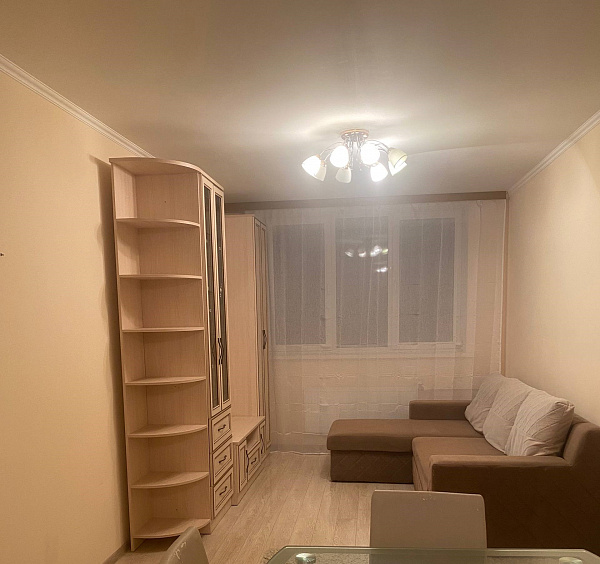 Химки, мкр-н Сходня, ул. Папанина, д. 8